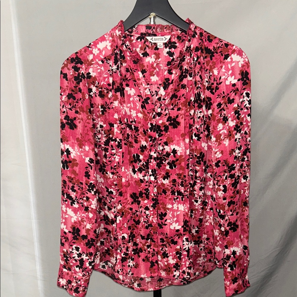 Nanette Lepore Vibrant Pink and Black Floral Blouse. Size medium.